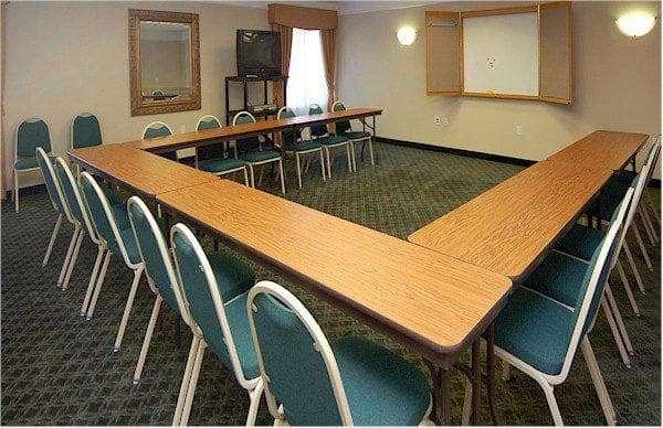 La Quinta By Wyndham Seguin Hotel Facilities photo